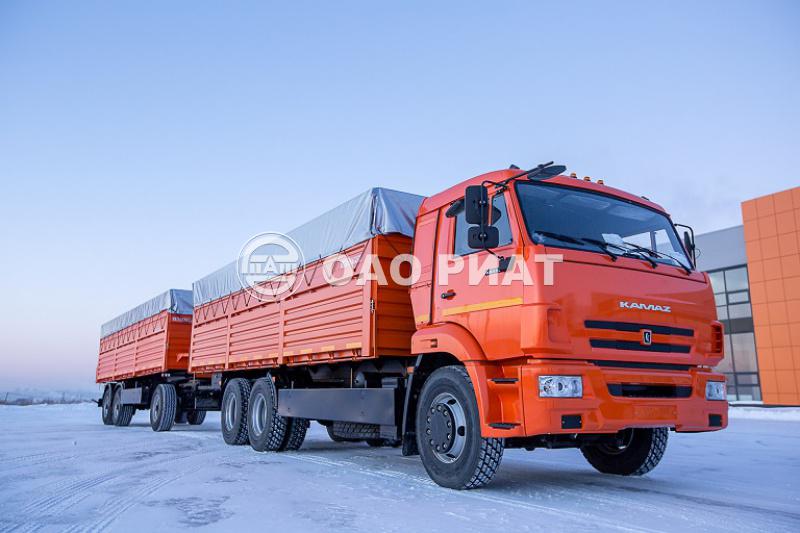 Автопоезд-зерновоз КАМАЗ 65115 с двигателем Cummins