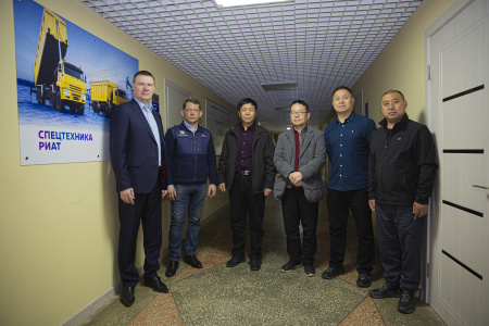 Производство ОАО "РИАТ" посетила делегация из Китая